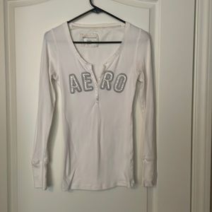 Stretch shirt with lettering on front